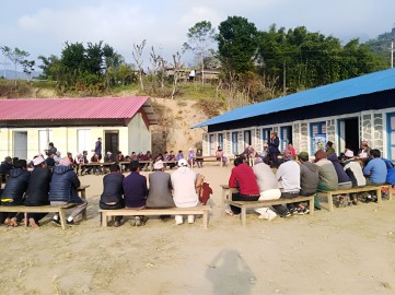 खुकुरीको धारदेखी पानीको शितल धारसम्म